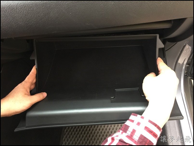 無味熊 汽車冷氣濾網028