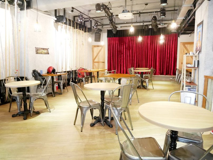 Crew Cafe (12).JPG
