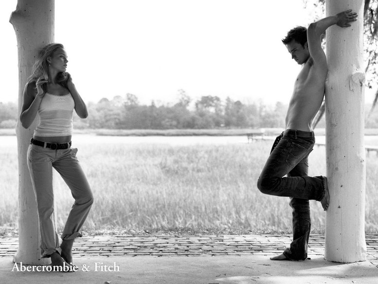 abercrombie-fitch-couple-standing.jpg