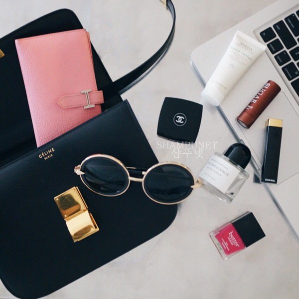 CELINE Classic Box Bag-5.jpg