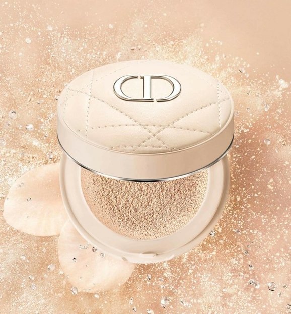 Dior Forever Cushion Powder.jpg