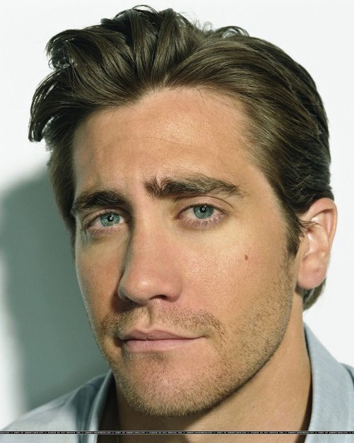 Jake-jake-gyllenhaal-868699_1200_1502.jpg