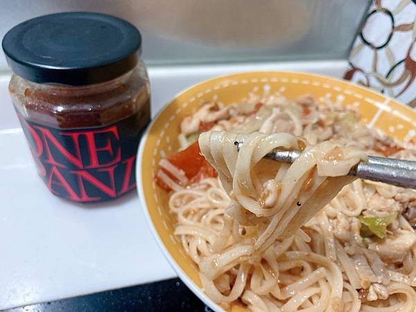 廚房必備醬料推薦｜灣泮辣ONE  PANLLA ｜泮妳開拓生