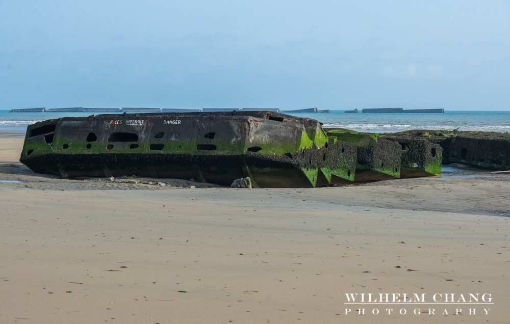 黃金海灘與桑葚人工港 Gold Beach and Mulberry Harbour