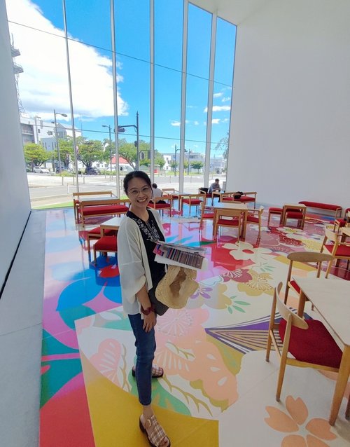 20230713_02 十和田美術館 80s.jpg