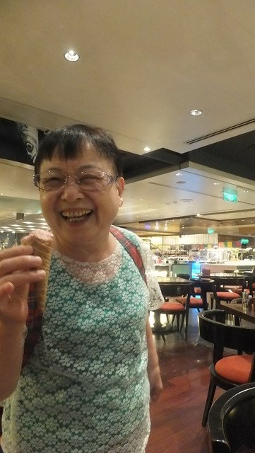 環保阿嬤女兒登琪爾做按摩香格里拉午茶趣 040