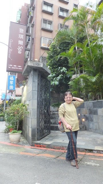 環保阿嬤與女兒喝咖啡聊是非 008