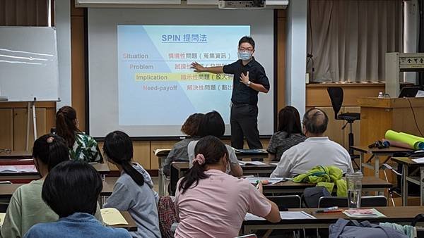 7余建翰老師將在7月2號「行銷工作坊」，與學員分享透過DISC測驗協助提升銷售技巧。