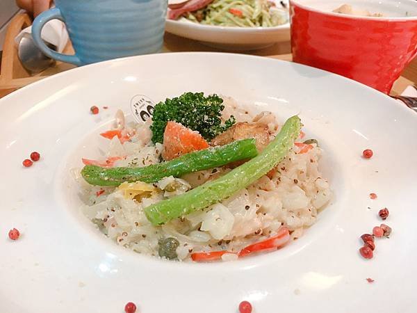 雙胞胎廚房_法式奶香芥末子鮭魚燉飯.jpg