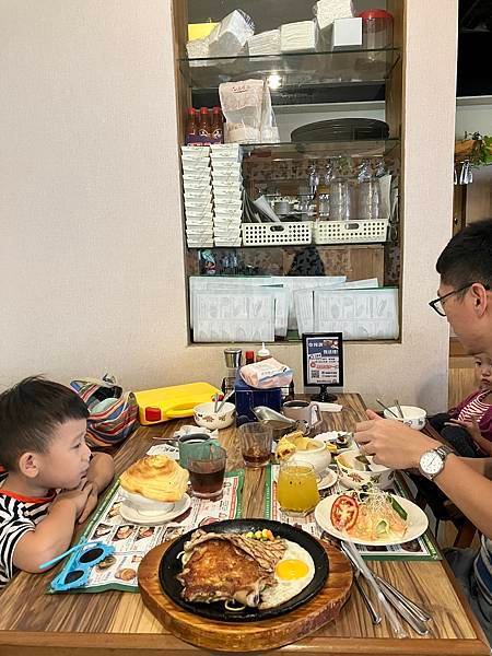 親子景點-侏羅紀牛排