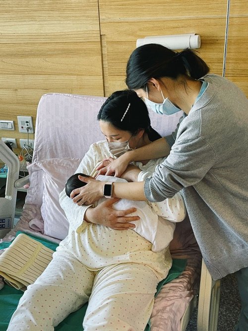 【產後哺乳必備】解決我的母奶關卡！【活力媽媽卵磷脂、葫蘆巴茶