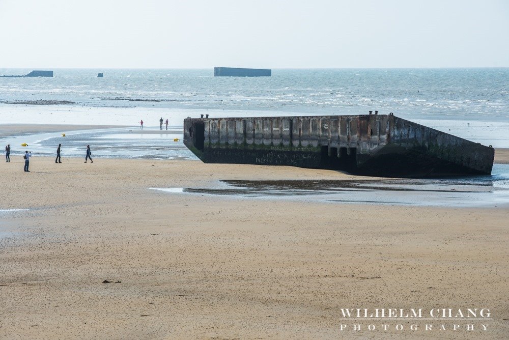 黃金海灘與桑葚人工港 Gold Beach and Mulberry Harbour 