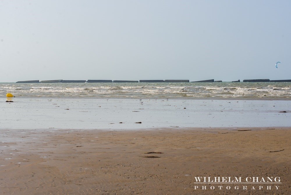 黃金海灘與桑葚人工港 Gold Beach and Mulberry Harbour 