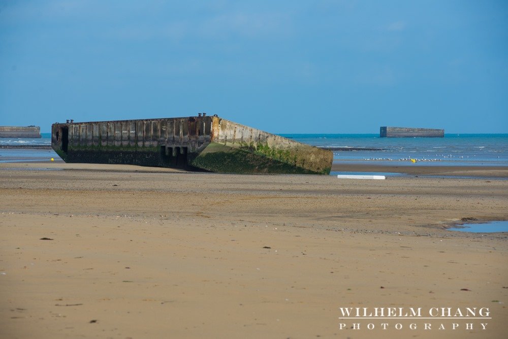 黃金海灘與桑葚人工港 Gold Beach and Mulberry Harbour