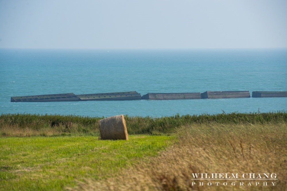 黃金海灘與桑葚人工港 Gold Beach and Mulberry Harbour