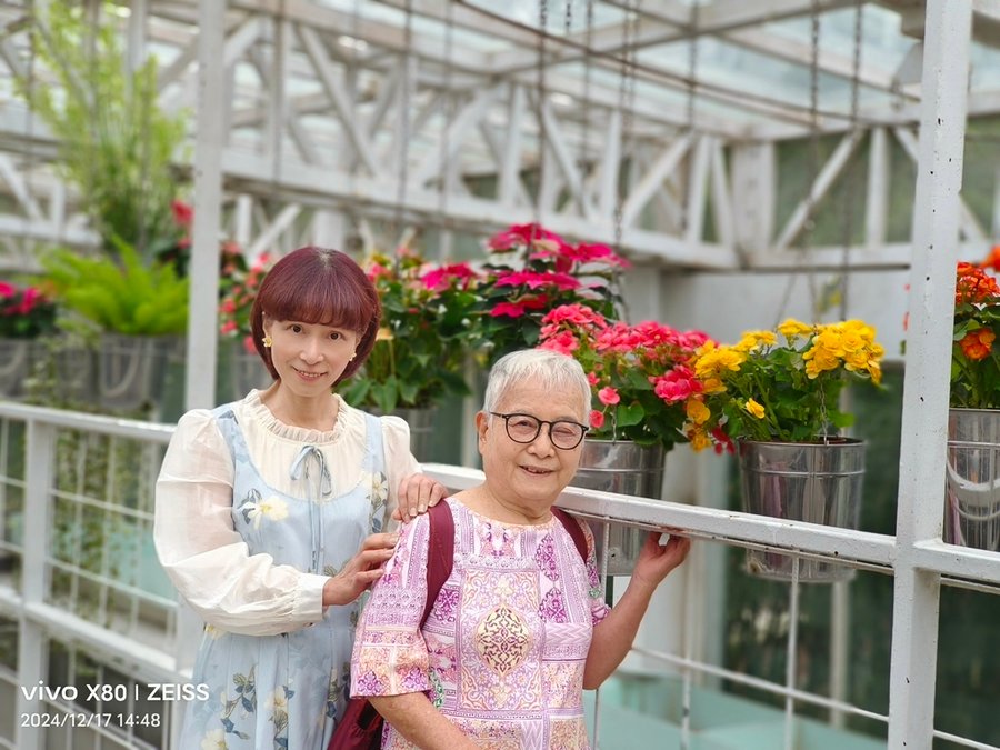 環保阿嬤的孝順長子、孝順長媳、帶我到宜蘭員山(三)香草菲菲.