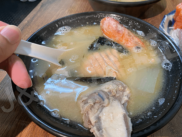 西湖水產丼飯