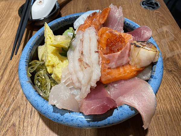 百魚鮮食屋海鮮丼