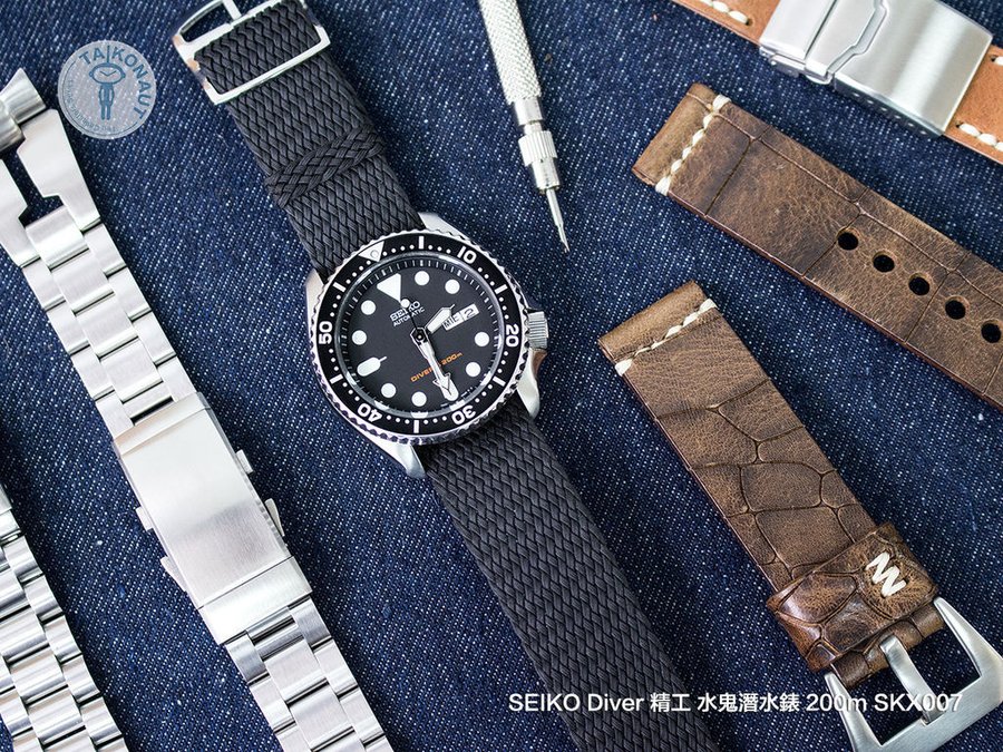 Banner_ALL_Seiko-SKX007_smart_casual_group.jpg