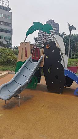 [新竹旅遊]承載著許多老新竹人的兒時回憶中央公園，引進歐盟認