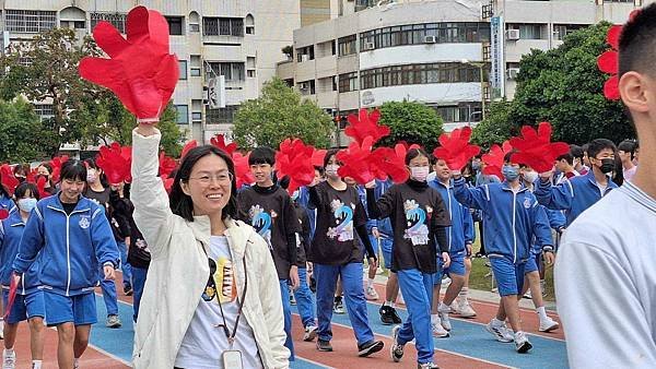 各班學生創意進場-祝賀校運昌隆2