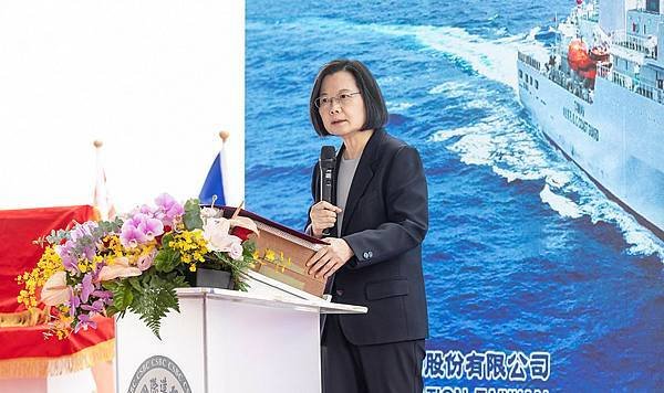 雲林艦交船暨台北艦命名下水聯合典禮 蔡英文總統：透過「國艦