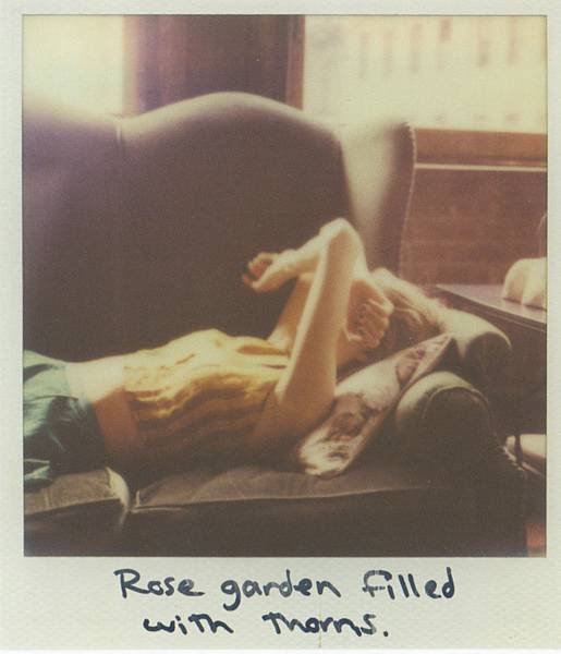 taylorswift-1989polaroid-06.jpg