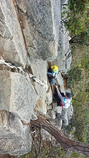 【鳶嘴山】鳶嘴山，全台知名危岩聳壁地形，挑戰驚險峭壁攀岩，走