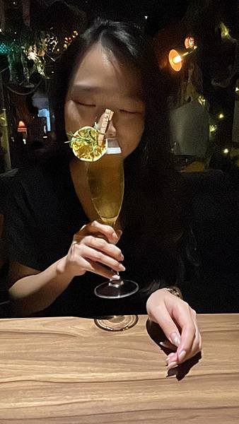 離城．放感情｜捷運六張犁站 隱身巷弄中老宅風格餐酒館．精緻餐
