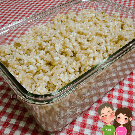 naso食譜-全家最愛吃的「簡易蕃茄糙米燉飯」