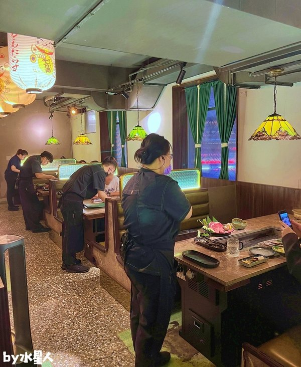 精誠壹山：台中燒肉推薦，全程專人代烤服務，壽星優惠招待海膽蛋