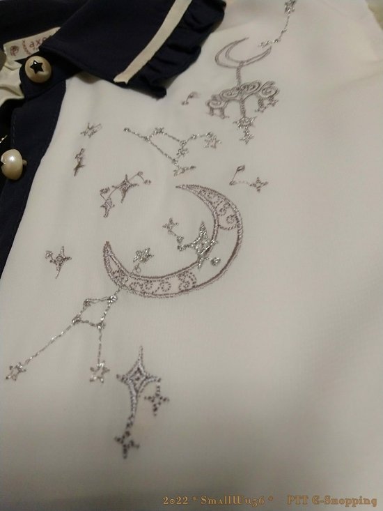 02 axes星座裙 冬夜刺繡上衣(白)-04.jpg