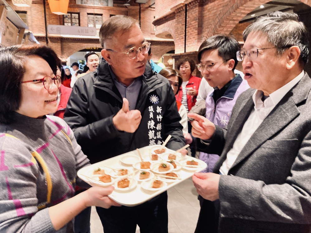 搬家學生 年節美食首選隆源餅行「客家米食 +柑橘系列」　竹北