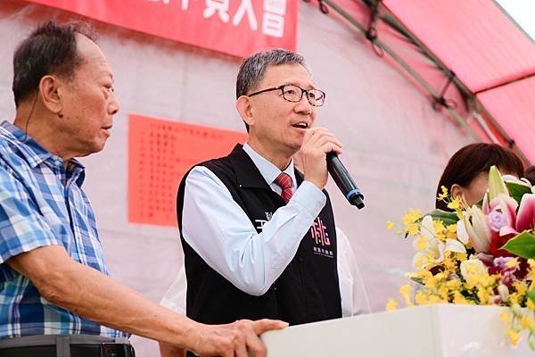 桃園市政府 張善政市長、蘇俊賓、王明鉅副市長、詹榮鋒秘書長：