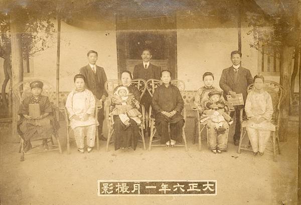 公認大甲洋裁研究所/失落中的台灣高級洋裁店及高級女裝訂製裁縫