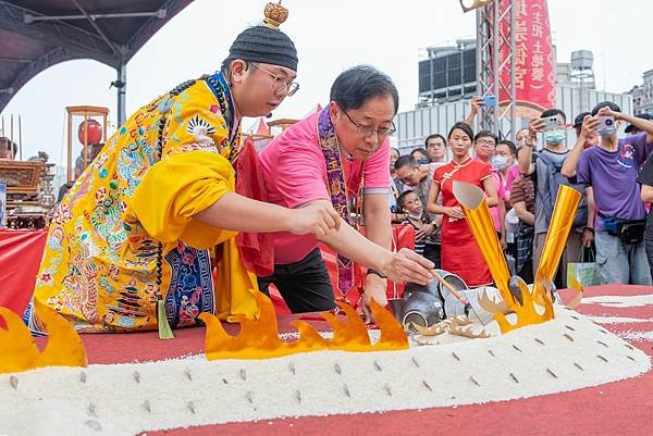 桃園市政府 張善政市長、蘇俊賓、王明鉅副市長、詹榮鋒秘書長：