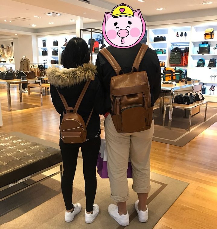 Coach_BillieBackpack_實背_情侶包01遮.jpg