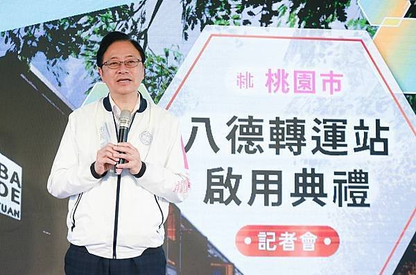 桃園市政府 張善政市長、蘇俊賓、王明鉅副市長、詹榮鋒秘書長：