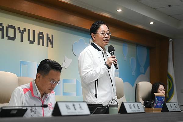 桃園市政府 張善政市長、蘇俊賓、王明鉅副市長、詹榮鋒秘書長：