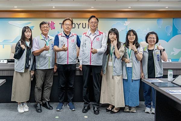 桃園市政府 張善政市長、蘇俊賓、王明鉅副市長、詹榮鋒秘書長：