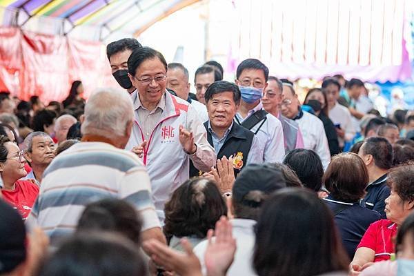 桃園市政府 張善政市長、蘇俊賓、王明鉅副市長、詹榮鋒秘書長：
