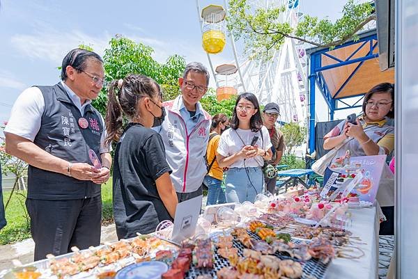 桃園市政府 張善政市長、蘇俊賓、王明鉅副市長、詹榮鋒秘書長：