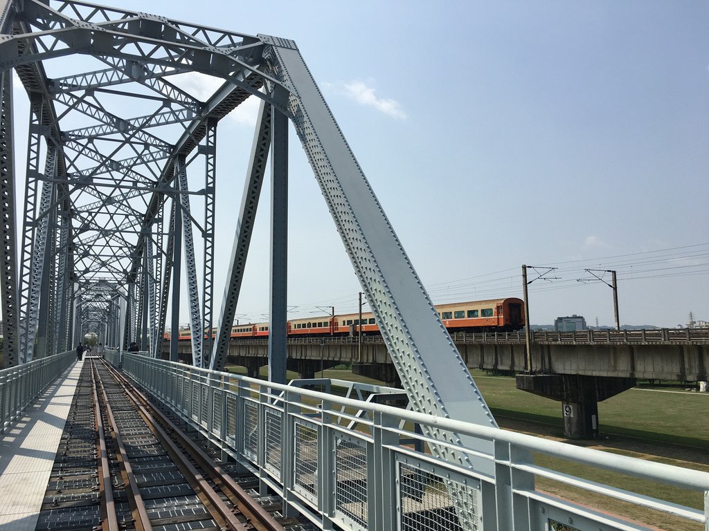 高屏舊鐵橋