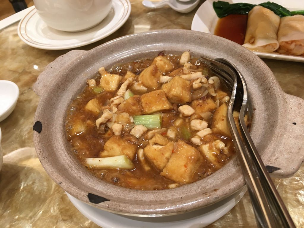 鹹魚雞粒豆腐煲