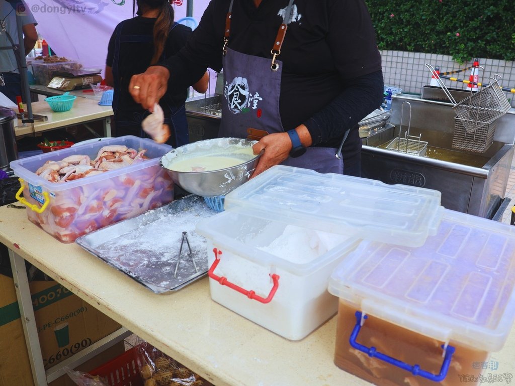 【台中．鹹酥雞】薪食漟(炸物、飲料、消夜)|鮮嫩多汁溫體雞排