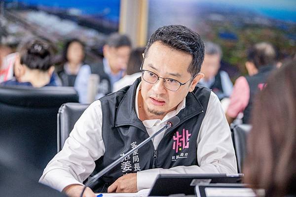 桃園市政府 張善政市長、蘇俊賓、王明鉅副市長、詹榮鋒秘書長：