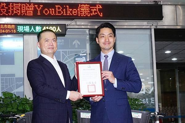 出席內科企業宏明建設捐贈YouBike儀式記者會 蔣萬安：期