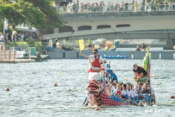 高雄市政府 陳其邁市長、林欽榮、羅達生副市長、郭添貴秘書長、