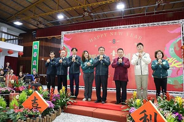 台南市政府「龍喜利來」新春團拜 黃偉哲期勉繼續為市民提供最好