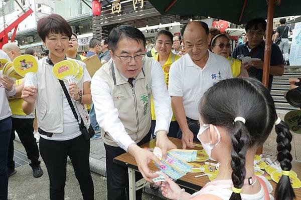 「西門淺草：魔法之夜」清涼一夏快閃活動 黃偉哲邀民眾逛街感受